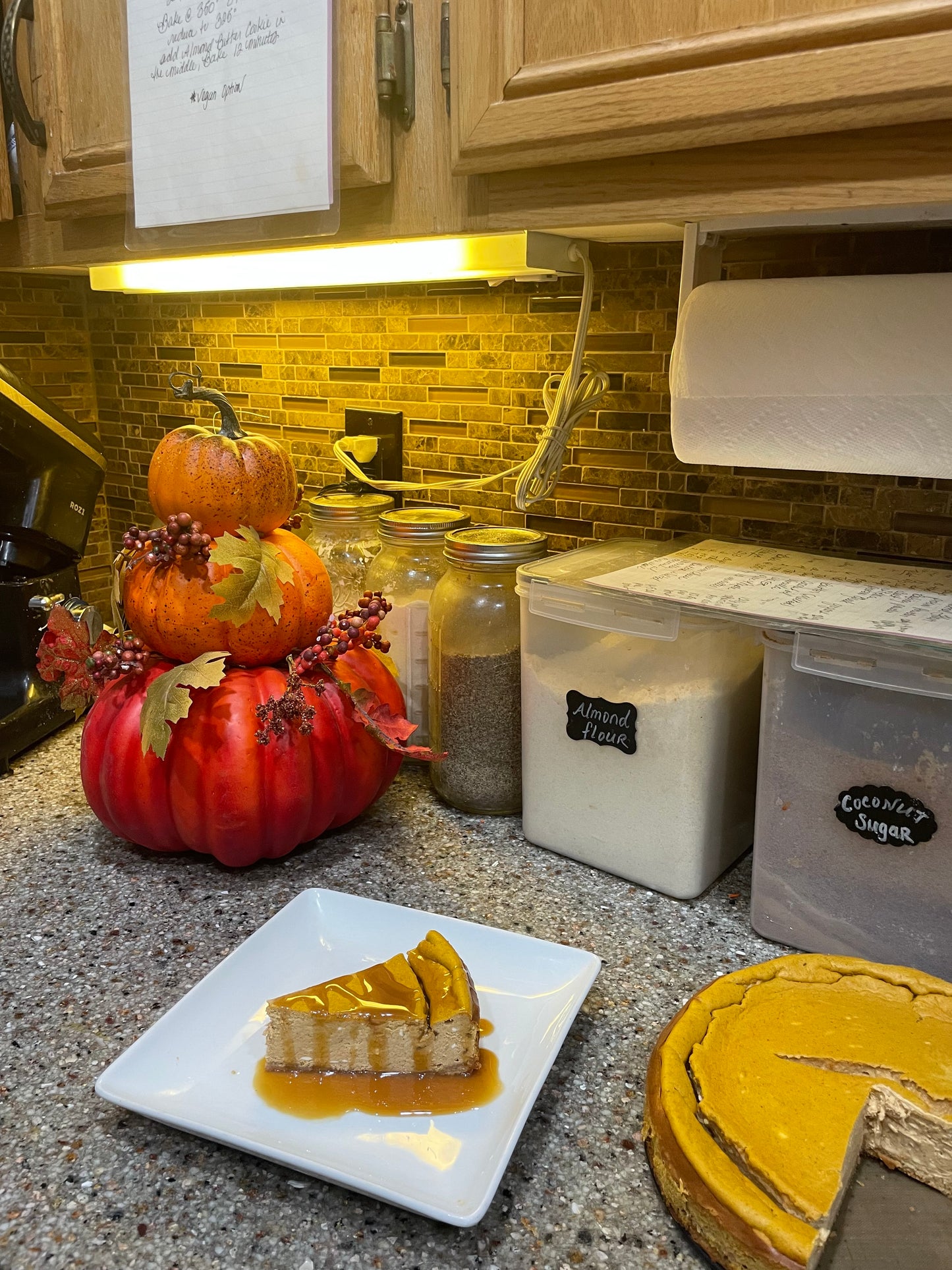 Pumpkin Pie Cheesecake              (1 Slice)